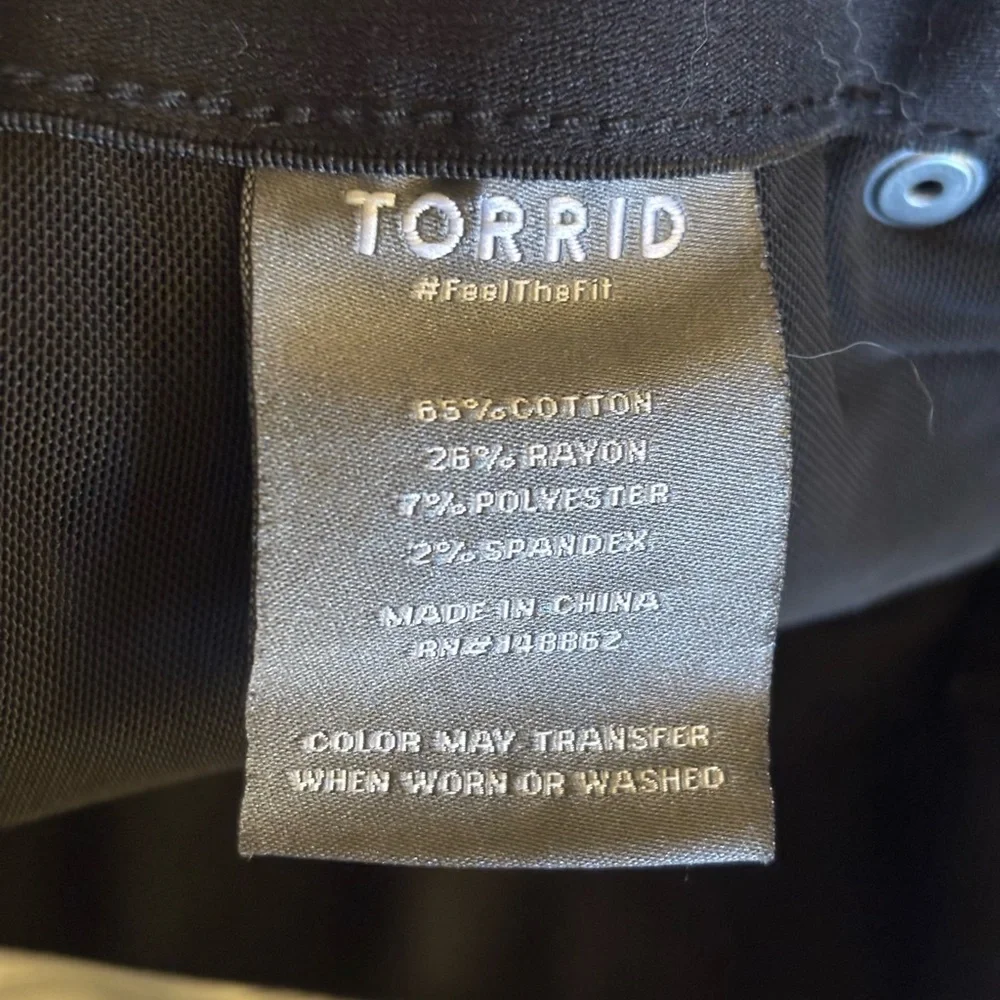 Torrid Black Denim Shorts - Picture 4 of 4